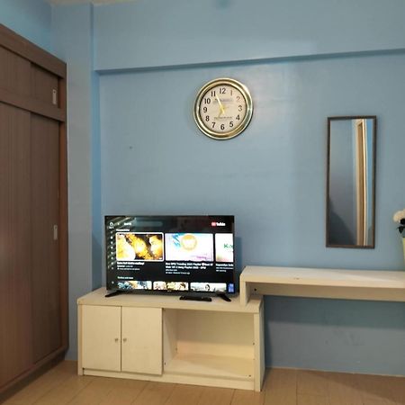 Henry'S Newport Condotel Pasay Eksteriør billede