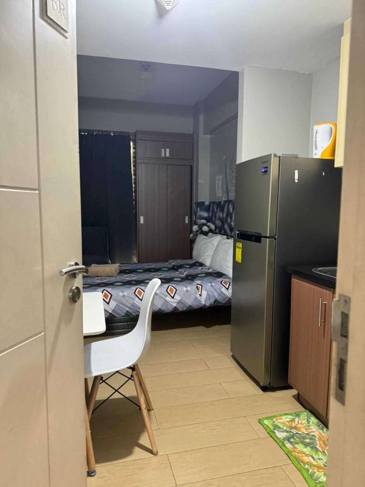 Henry'S Newport Condotel Pasay Eksteriør billede