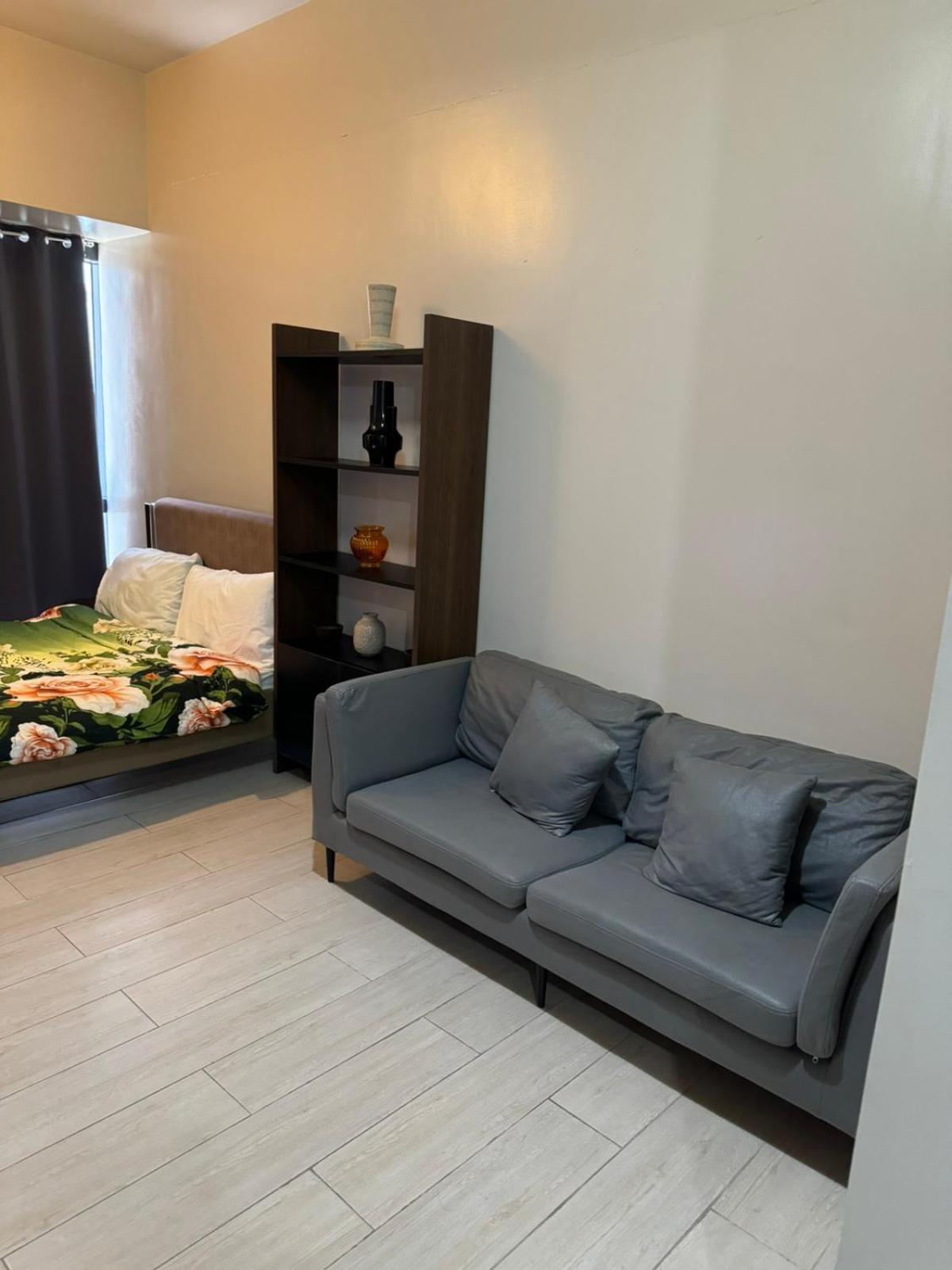 Henry'S Newport Condotel Pasay Eksteriør billede