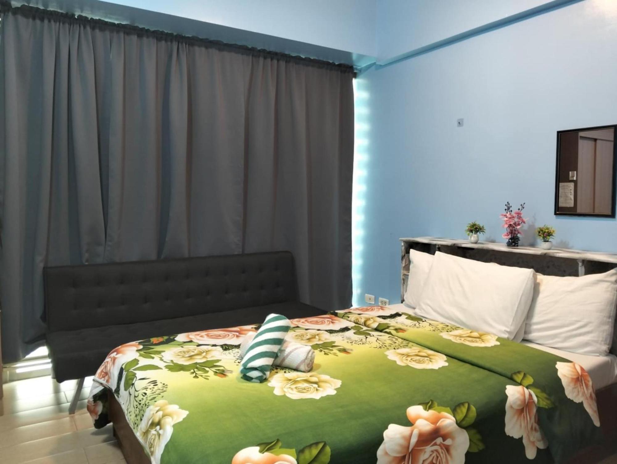 Henry'S Newport Condotel Pasay Eksteriør billede